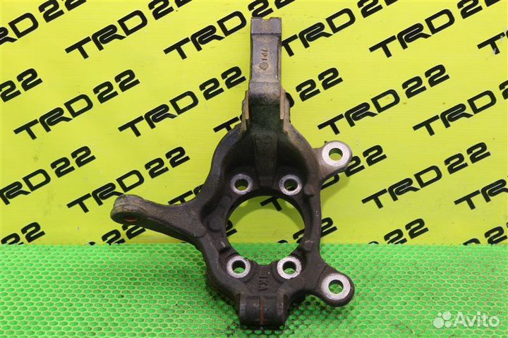 Кулак поворотный передний левый Nissan Leaf AZE0