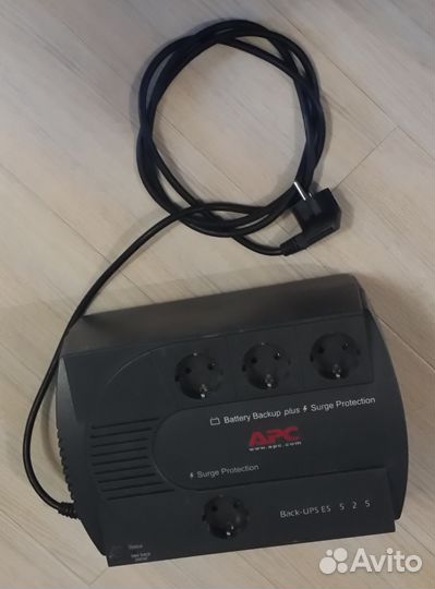 Ибп APC ES 525
