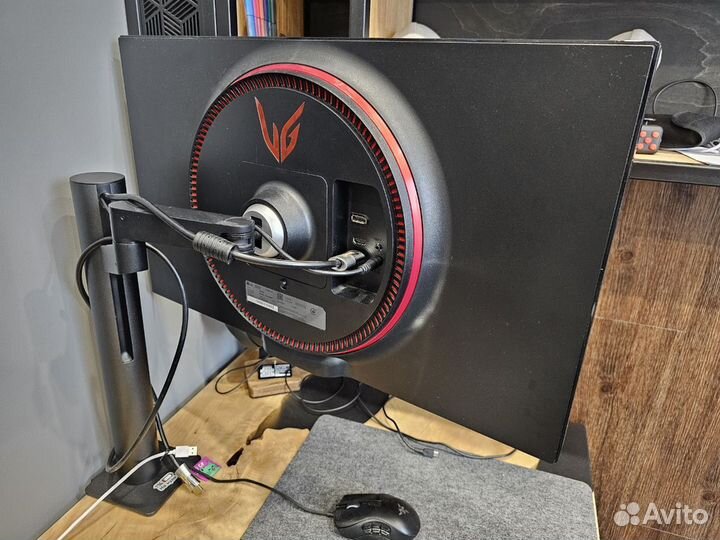 Монитор LG 27GN880-B Ergo