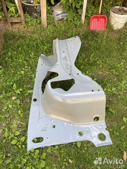Брызговик крыла ваз 2115 передний правый и левый