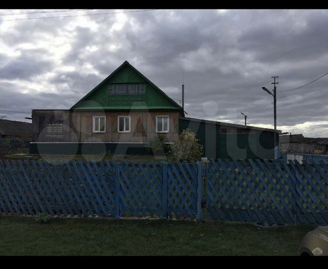 Дом 271 м² на участке 2 сот.