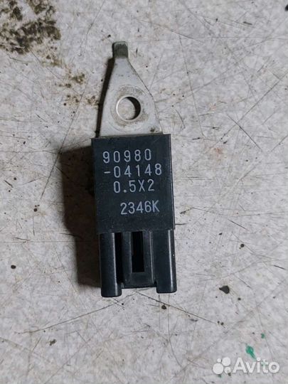 Реле конденсатор toyota camry 40