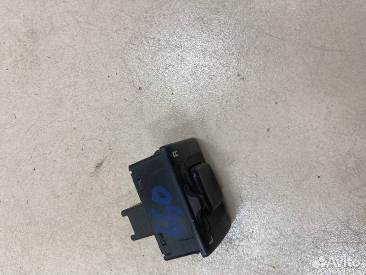 Переключатель регулировки зеркала Suzuki Baleno