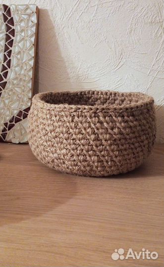 Вязаная корзина