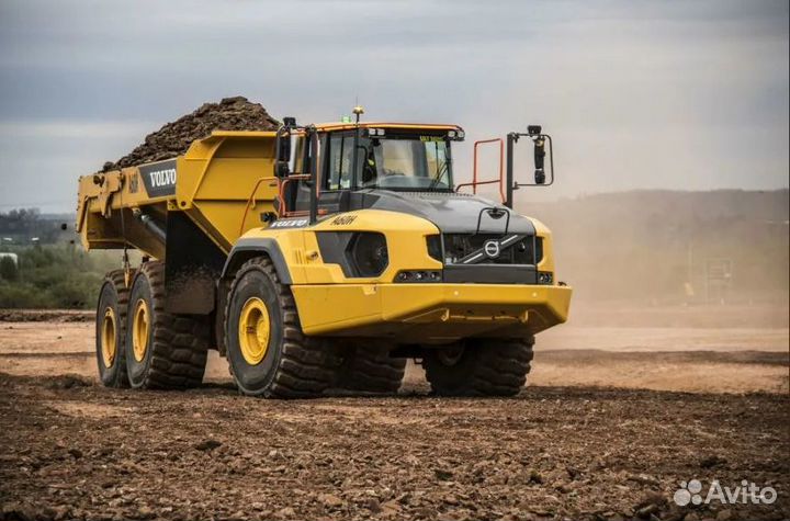 Водитель сочлененного самосвала (volvo А60)