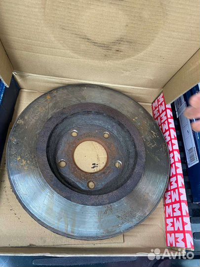 Передние тормозные диски Nissan X-trail T32