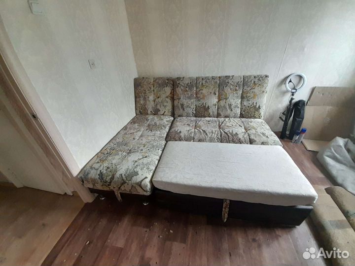 Угловой диван