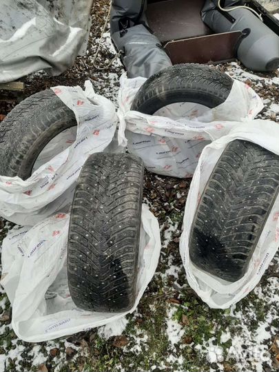 Nokian Tyres Hakkapeliitta 8 225/50 R17