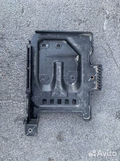 Площадка аккумулятора Kia Ceed 1 Оригинал