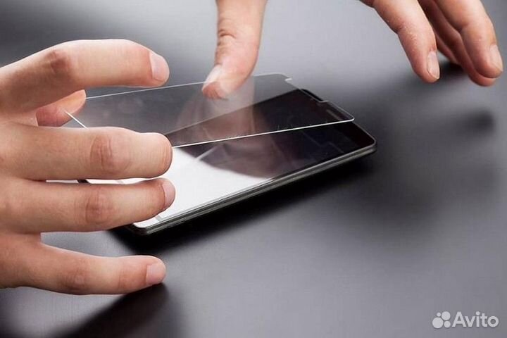 Защитные плёнки и стёкла для смартфонов + поклейка
