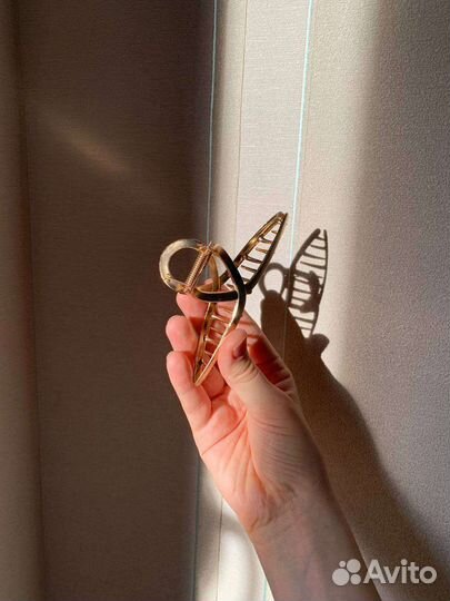 Крабик для волос