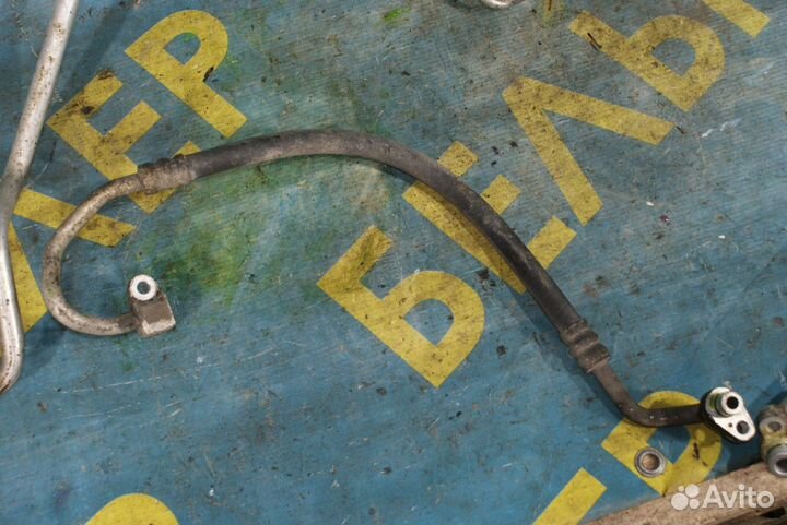 Трубка шланг кондиционера Nissan Almera n16