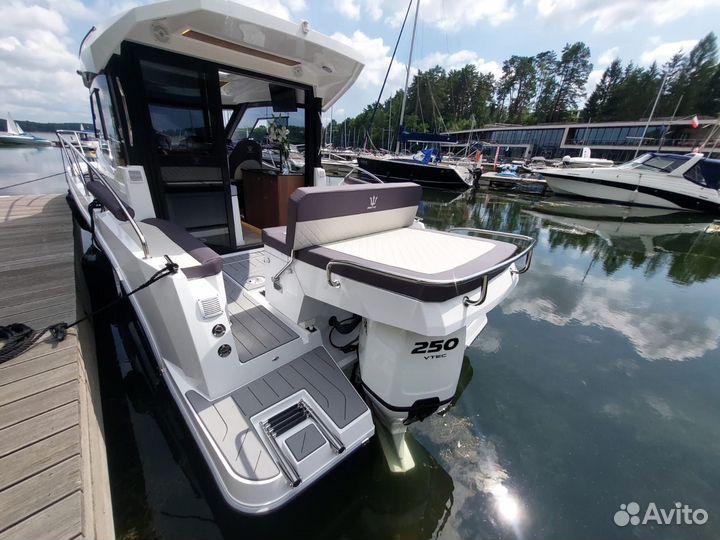 Катер Nautic 880