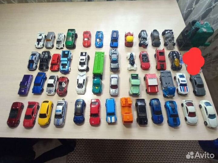 Hot wheels машинки