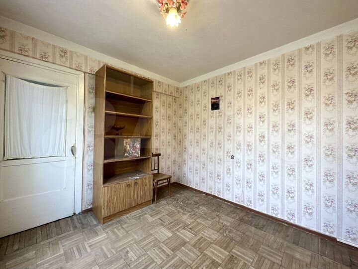 4-к. квартира, 59 м², 2/5 эт.