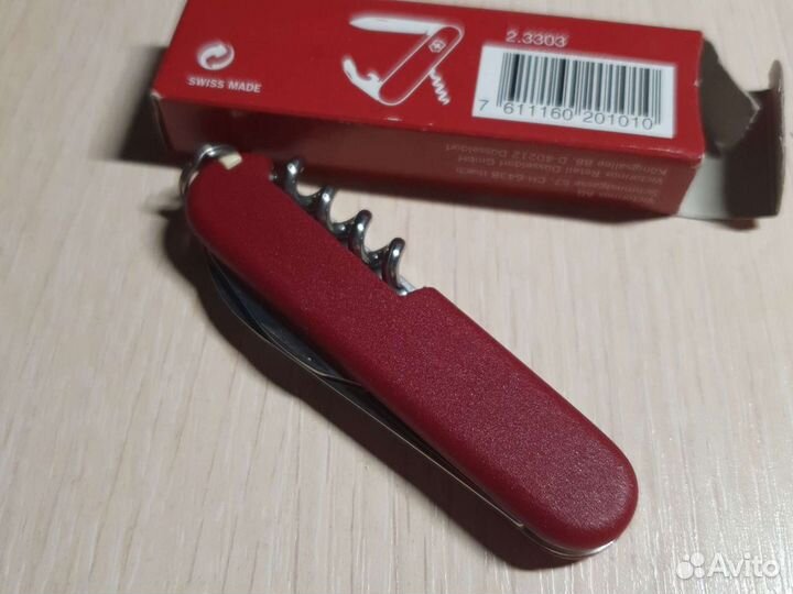 Мультитул Victorinox waiter 0.3303 84 мм красный