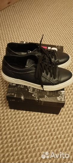 Мужские кеды Briggs. Кожа на коже