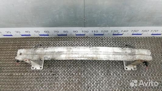 Усилитель бампера передний (кронштейн) audi A4 B8