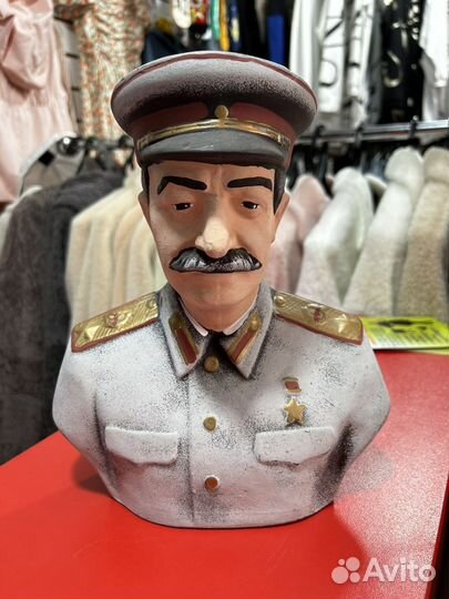 Бюст сталина
