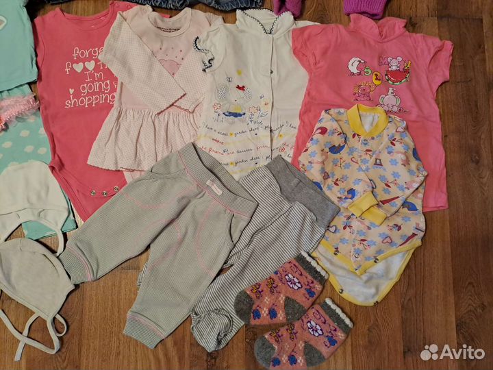 Кофта, костюм, штаны, боди, шапочки, носки