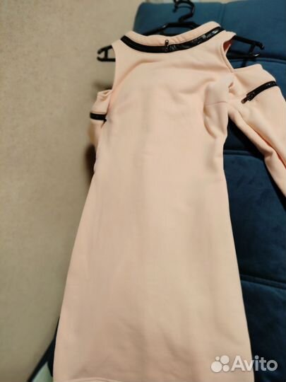 Розовое платье octave