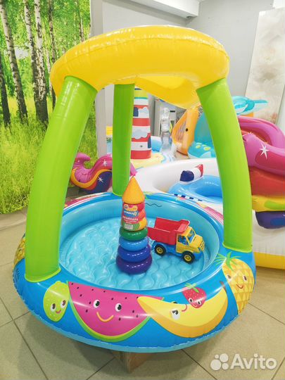 Детский надувной бассейн