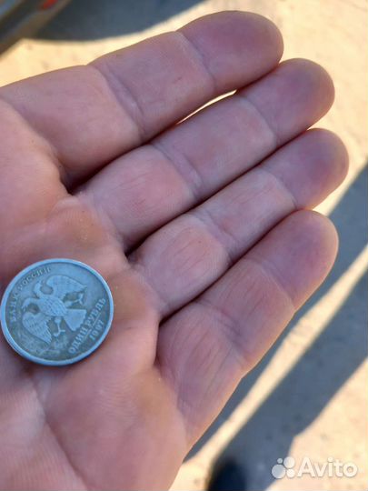 Монета с заводским браком