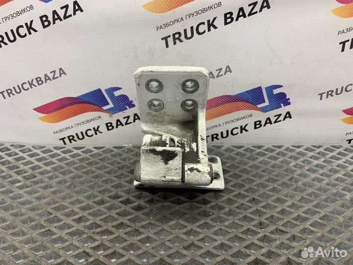 Петля двери правая нижняя