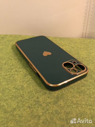 Новые силиконовые чехлы для iPhone 13