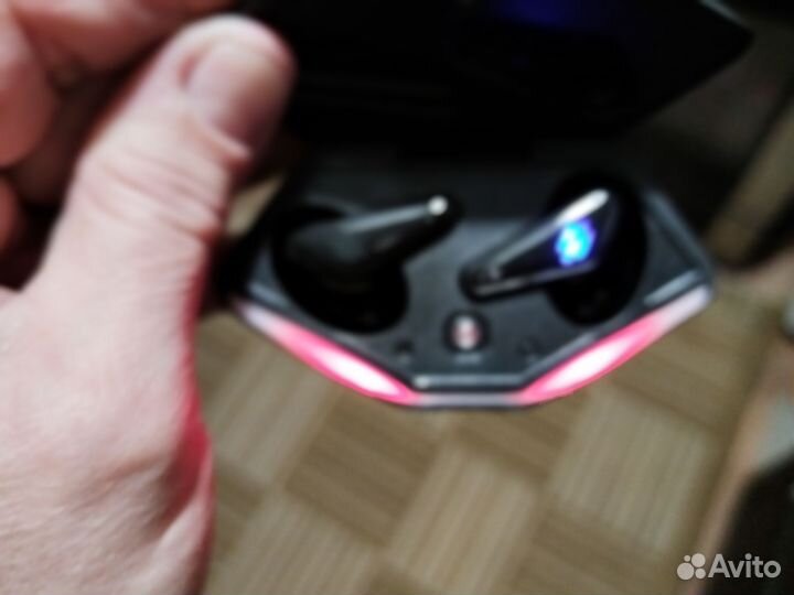 Наушники.Повербанк