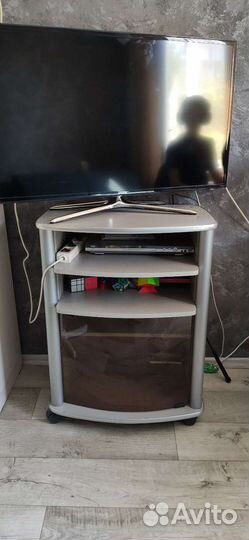 Тумба под телевизор