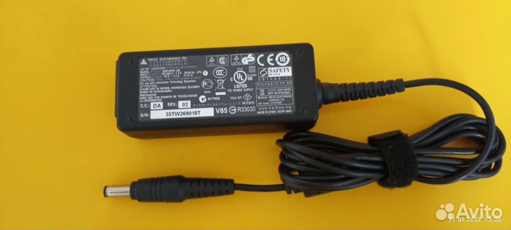 Блок питания зарядное устройство Asus