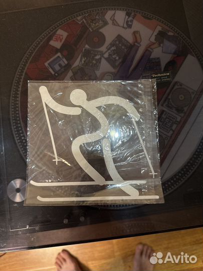 Наклейка на автомобиль лыжник