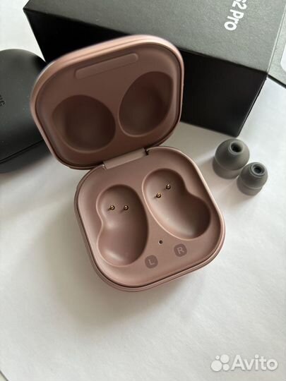 Кейс Samsung Galaxy Buds Live Новый