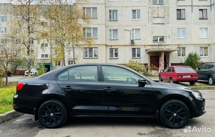 Volkswagen Jetta 1.6 AT, 2012, 176 500 км