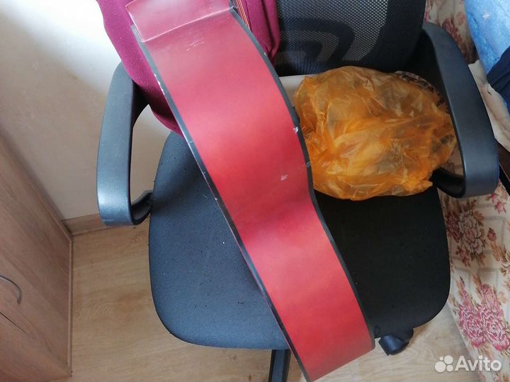 Акустическая гитара