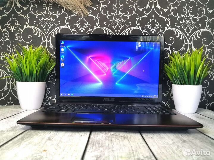 Asus/Intel Core i3/4gb/500gb/Nvidia 520mx