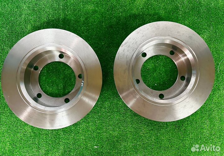 Тормозные диски на ниву