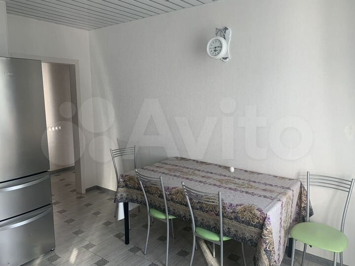 3-к. квартира, 80 м², 9/18 эт.