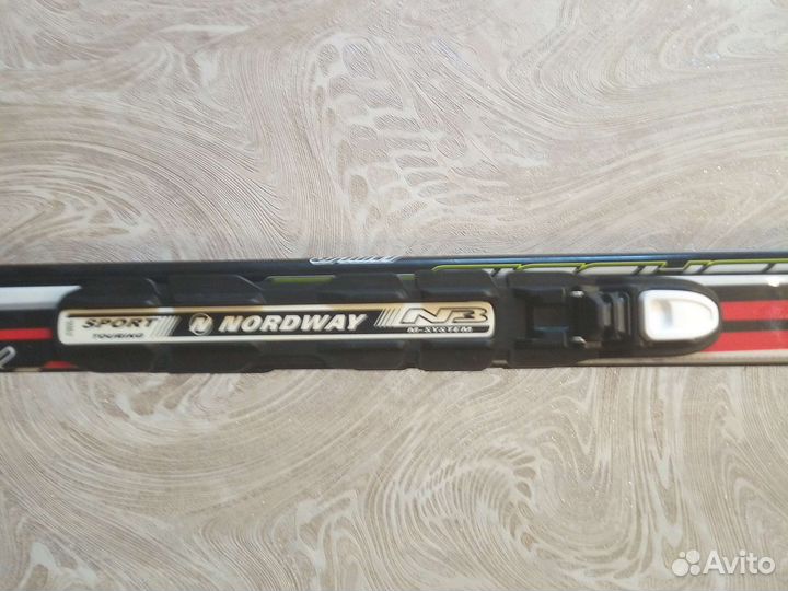 Беговые лыжи