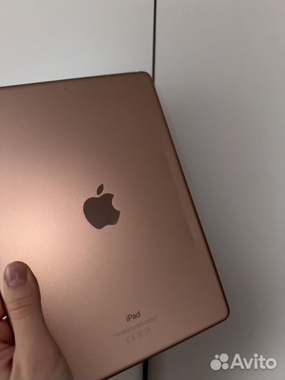 iPad 2018 (6-го поколения)