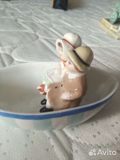 Коллекционная фарфоровая статуэтка ф-ки Гарднер