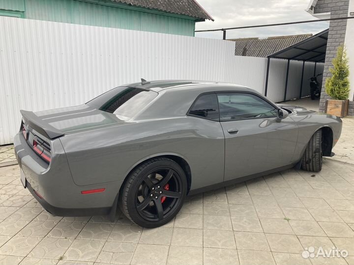 Dodge Challenger 6.4 AT, 2017, 75 000 км