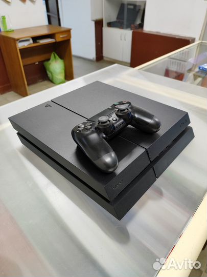 Sony PS4 500GB (CUH-1208A)