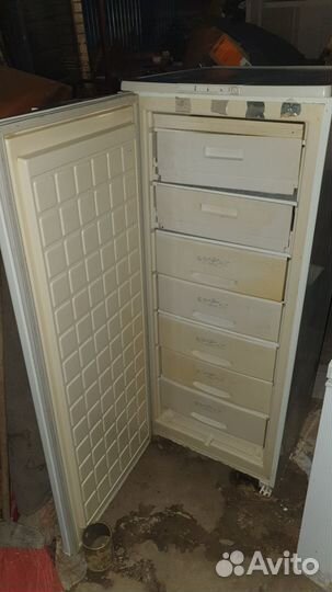 Морозильник Бирюса 145см 220литров