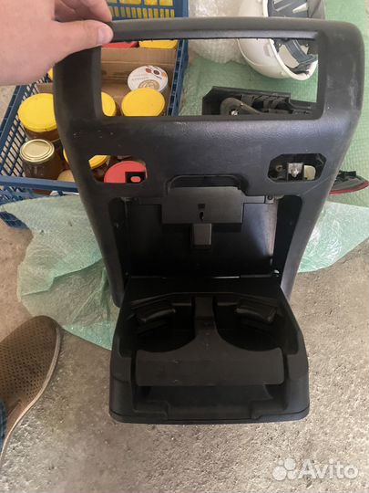 Фары на Toyota Sequoia Тойота Секвойя задние