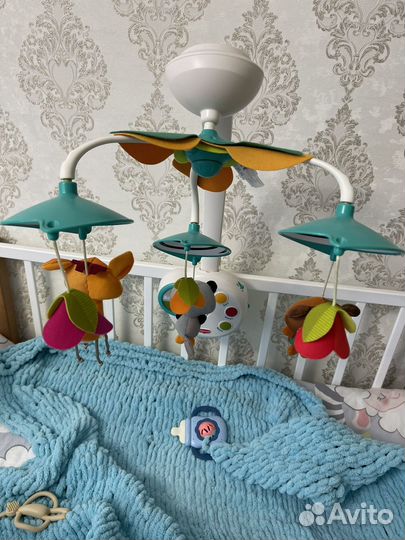 Мобиль на кроватку tiny love