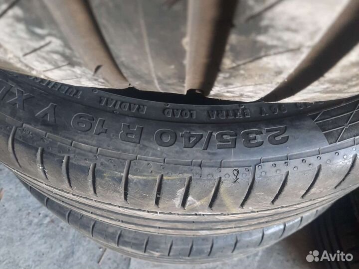 Continental ComfortContact - 5 235/40 R19