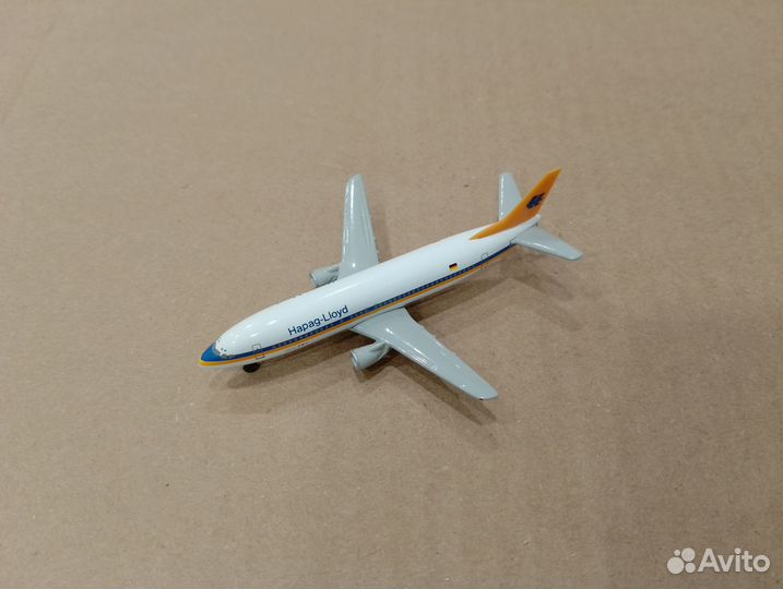 Boeing 737-400 Hapag-Lloyd