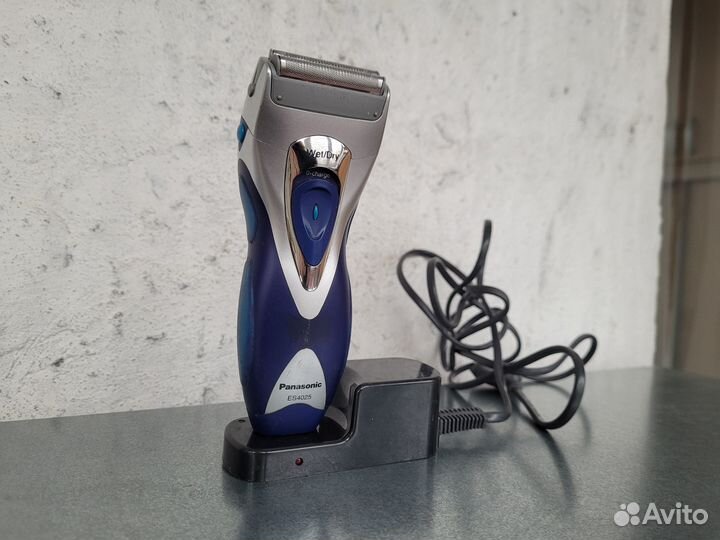 Электрическая бритва Panasonic ES4025